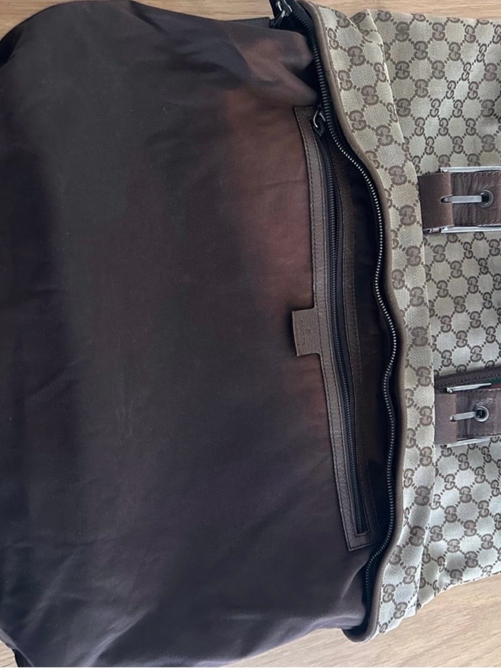 Gucci Cherry Line Zippy Tote Bag - Picture 9 of 14